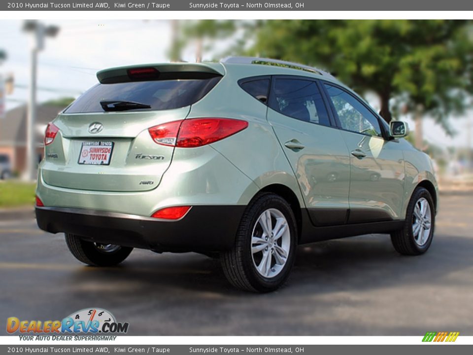 2010 Hyundai Tucson Limited AWD Kiwi Green / Taupe Photo #3