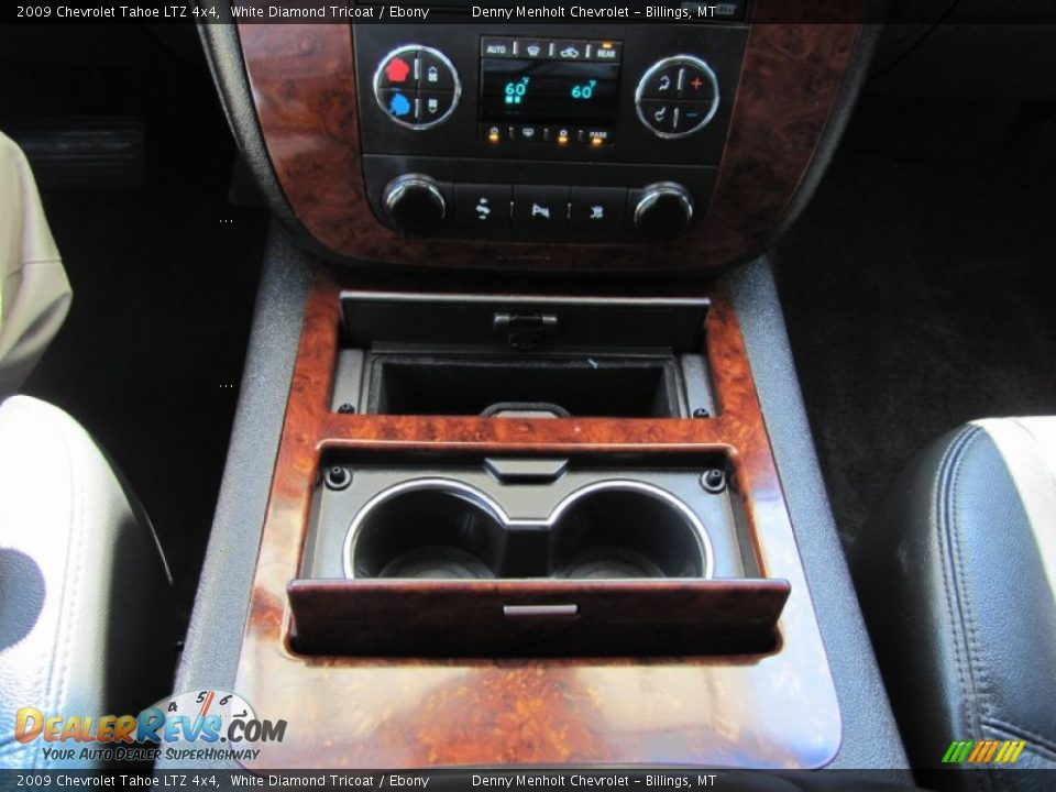 2009 Chevrolet Tahoe LTZ 4x4 White Diamond Tricoat / Ebony Photo #17