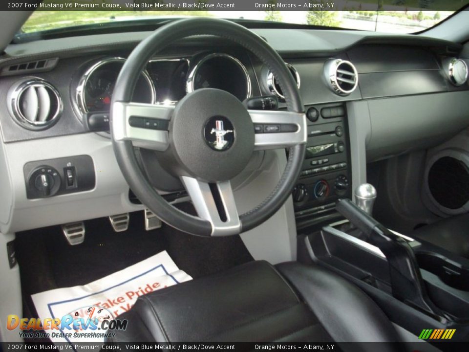 2007 Ford Mustang V6 Premium Coupe Vista Blue Metallic / Black/Dove Accent Photo #10
