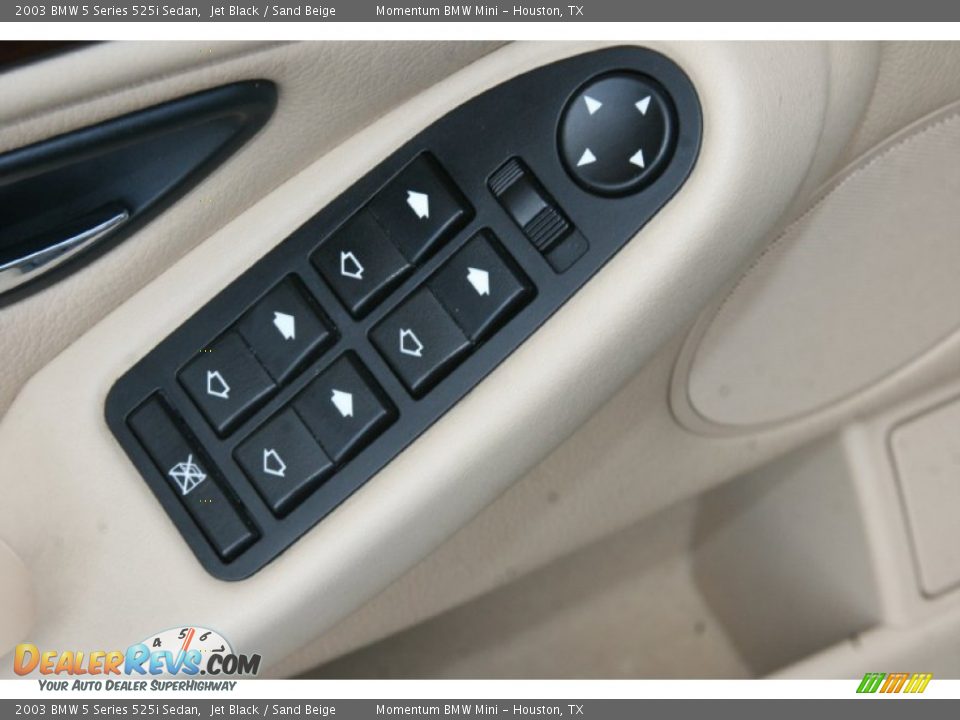 2003 BMW 5 Series 525i Sedan Jet Black / Sand Beige Photo #18