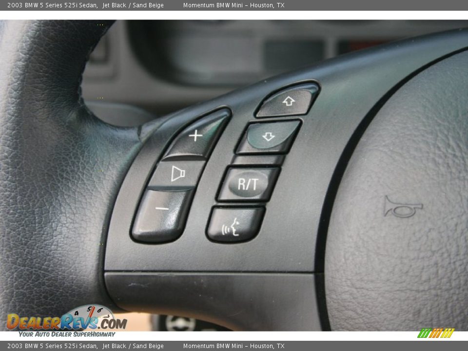 2003 BMW 5 Series 525i Sedan Jet Black / Sand Beige Photo #25