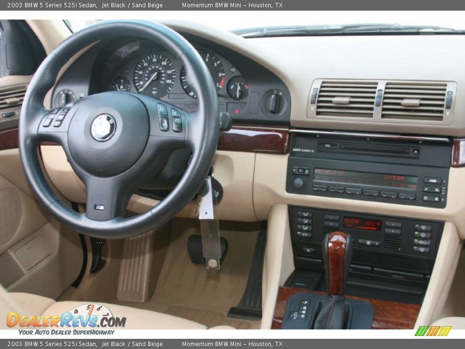 2003 BMW 5 Series 525i Sedan Jet Black / Sand Beige Photo #28