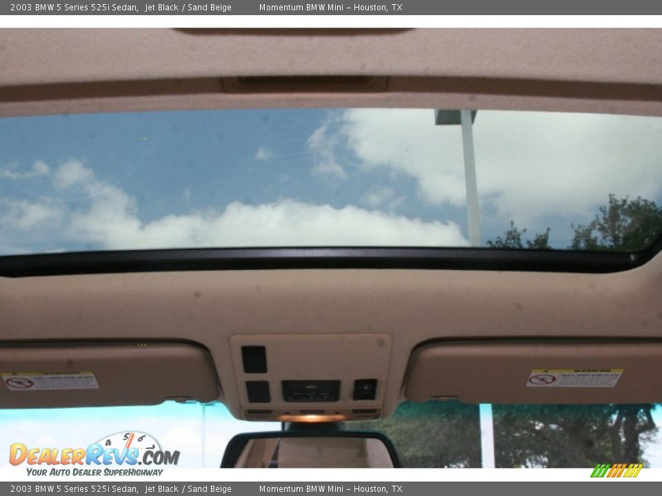 2003 BMW 5 Series 525i Sedan Jet Black / Sand Beige Photo #30
