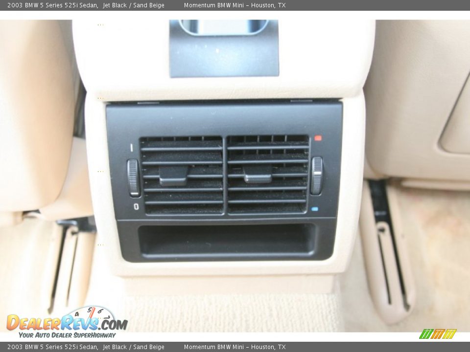 2003 BMW 5 Series 525i Sedan Jet Black / Sand Beige Photo #31