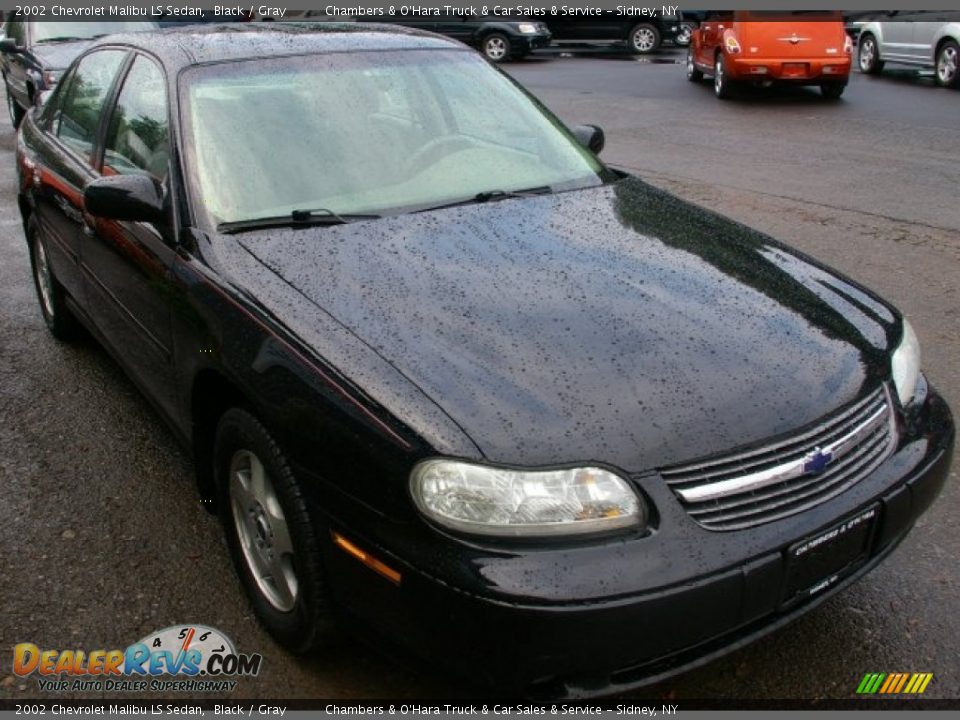 2002 Chevrolet Malibu LS Sedan Black / Gray Photo #11