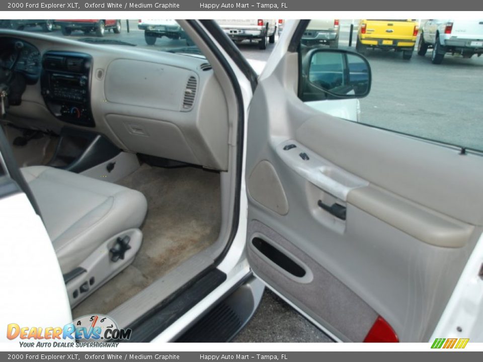 2000 Ford Explorer XLT Oxford White / Medium Graphite Photo #14