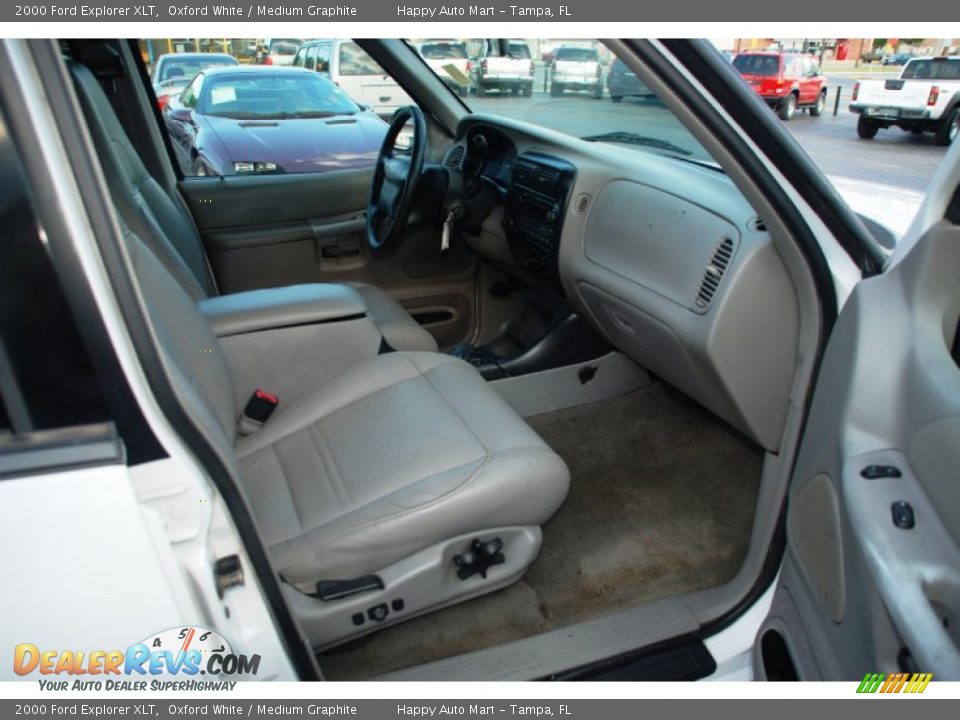 2000 Ford Explorer XLT Oxford White / Medium Graphite Photo #15