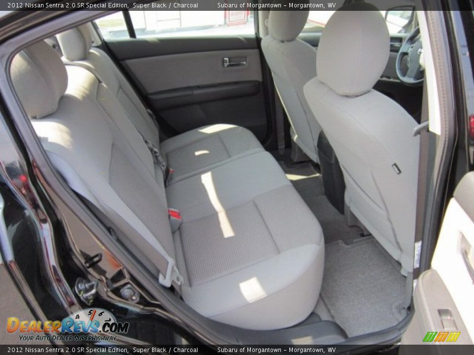 2012 Nissan Sentra 2.0 SR Special Edition Super Black / Charcoal Photo #6