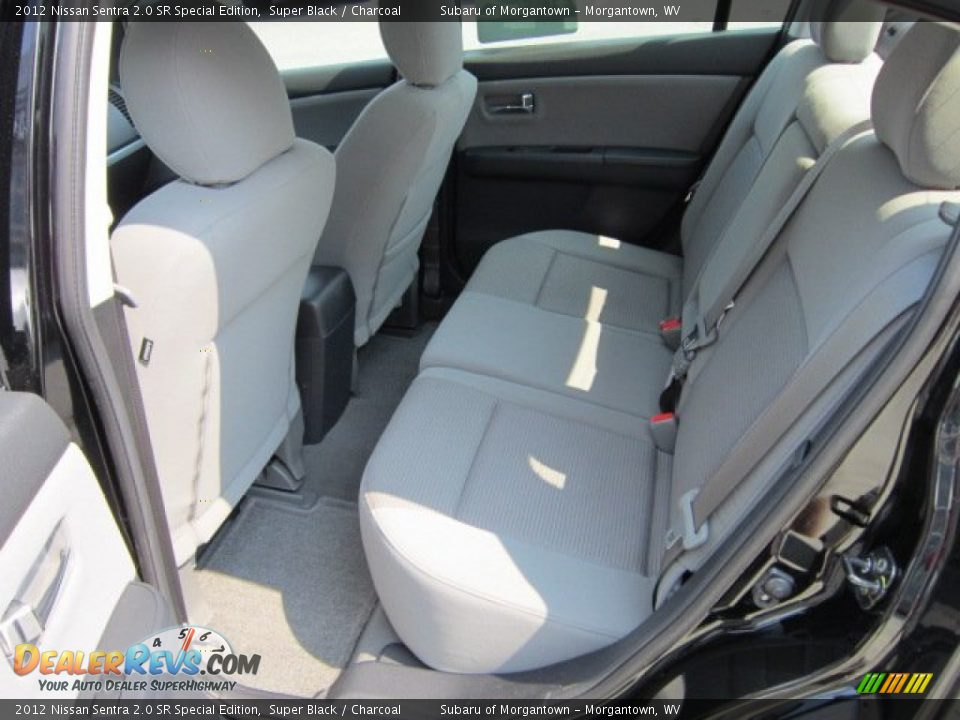 2012 Nissan Sentra 2.0 SR Special Edition Super Black / Charcoal Photo #16