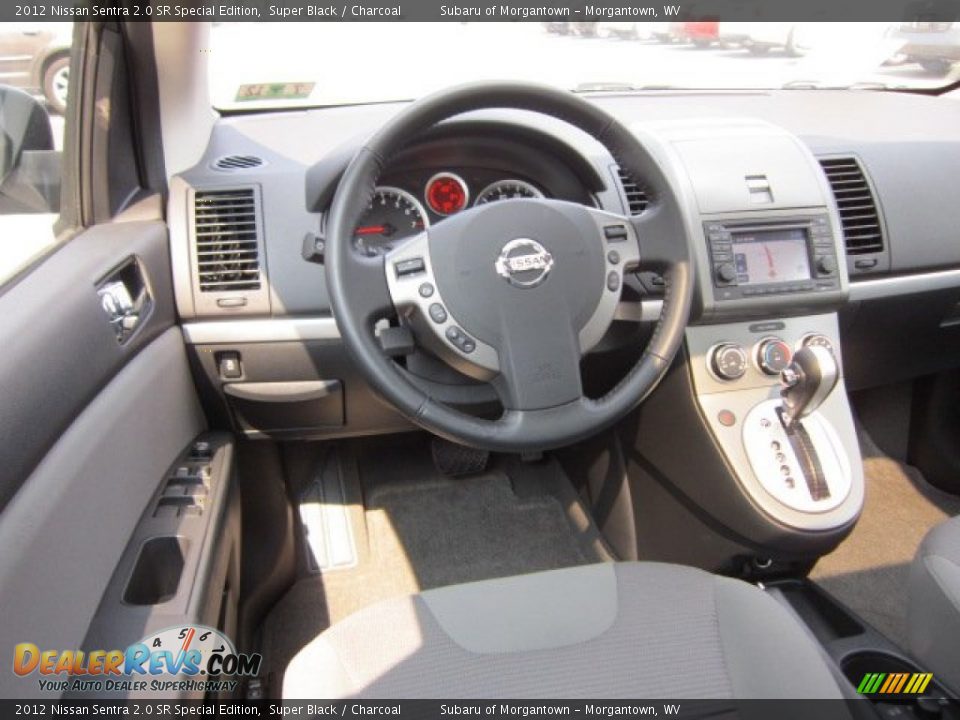 2012 Nissan Sentra 2.0 SR Special Edition Super Black / Charcoal Photo #17