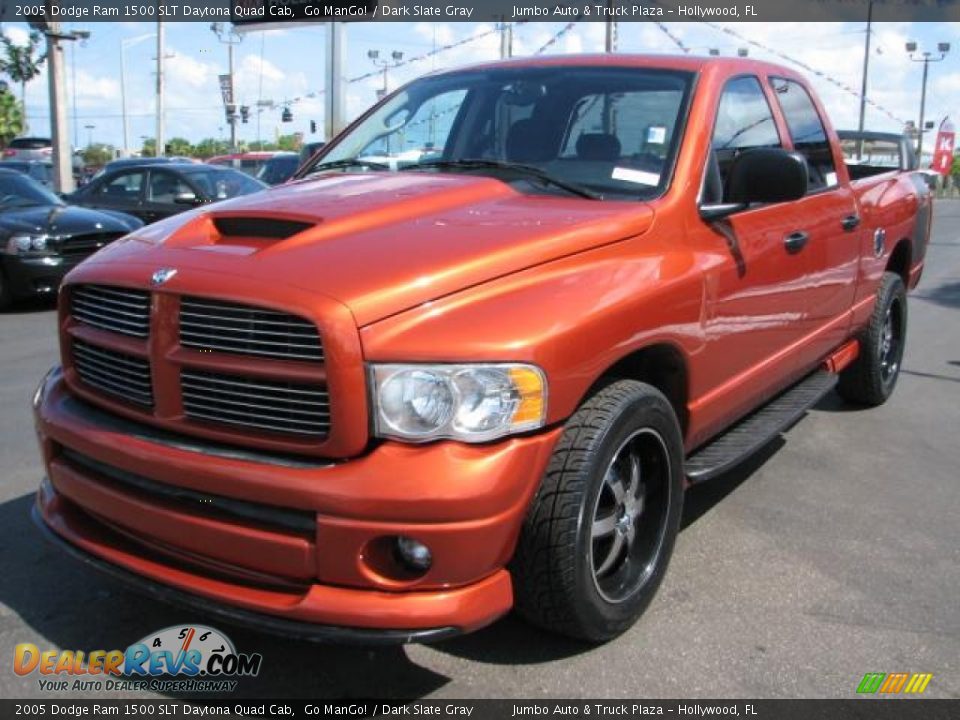 2005 Dodge Ram 1500 SLT Daytona Quad Cab Go ManGo! / Dark Slate Gray Photo #5