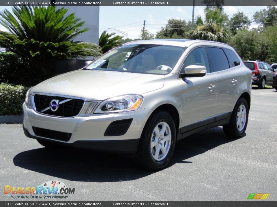 Front 3/4 View of 2012 Volvo XC60 3.2 AWD Photo #1