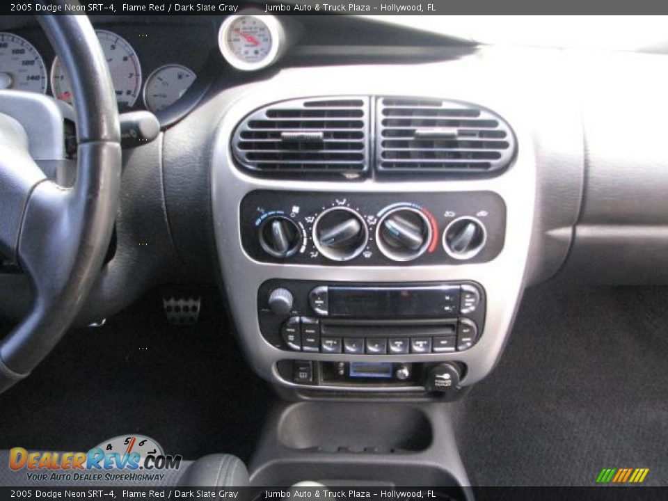 Controls of 2005 Dodge Neon SRT-4 Photo #16