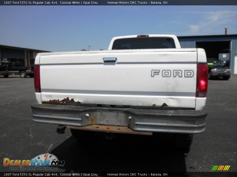 1997 Ford F350 XL Regular Cab 4x4 Colonial White / Opal Grey Photo #16