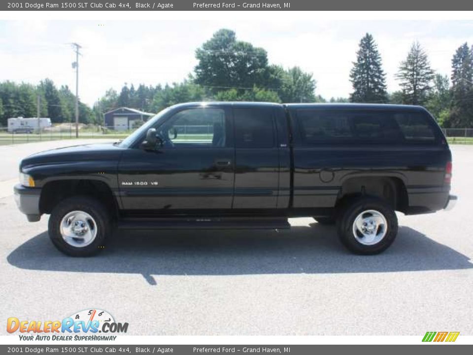 2001 Dodge Ram 1500 SLT Club Cab 4x4 Black / Agate Photo #8