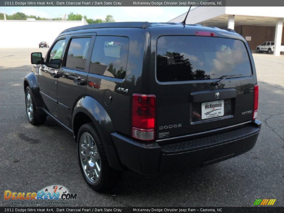 2011 Dodge Nitro Heat 4x4 Dark Charcoal Pearl / Dark Slate Gray Photo #2