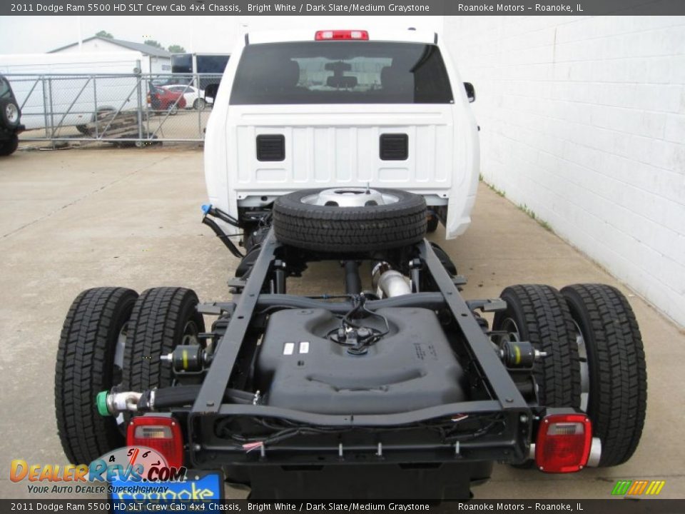 2011 Dodge Ram 5500 HD SLT Crew Cab 4x4 Chassis Bright White / Dark Slate/Medium Graystone Photo #4