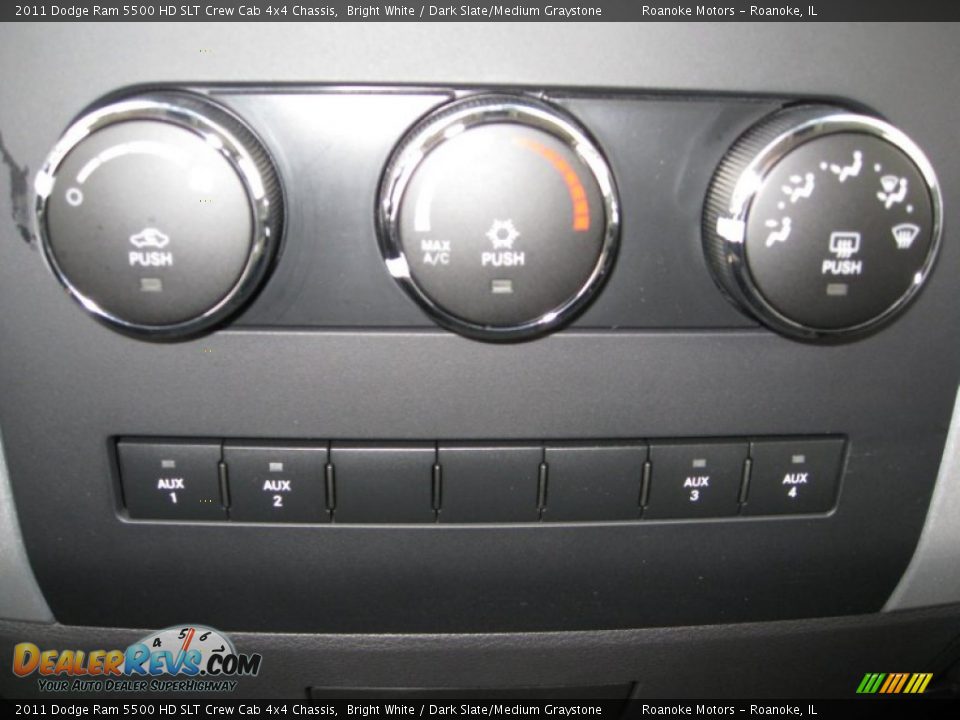 Controls of 2011 Dodge Ram 5500 HD SLT Crew Cab 4x4 Chassis Photo #22