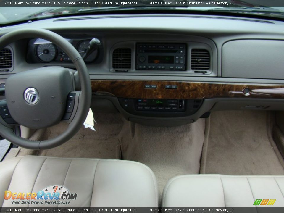 Dashboard of 2011 Mercury Grand Marquis LS Ultimate Edition Photo #14