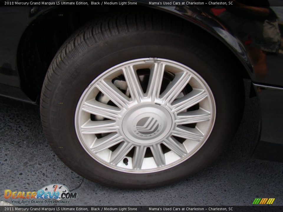 2011 Mercury Grand Marquis LS Ultimate Edition Wheel Photo #27