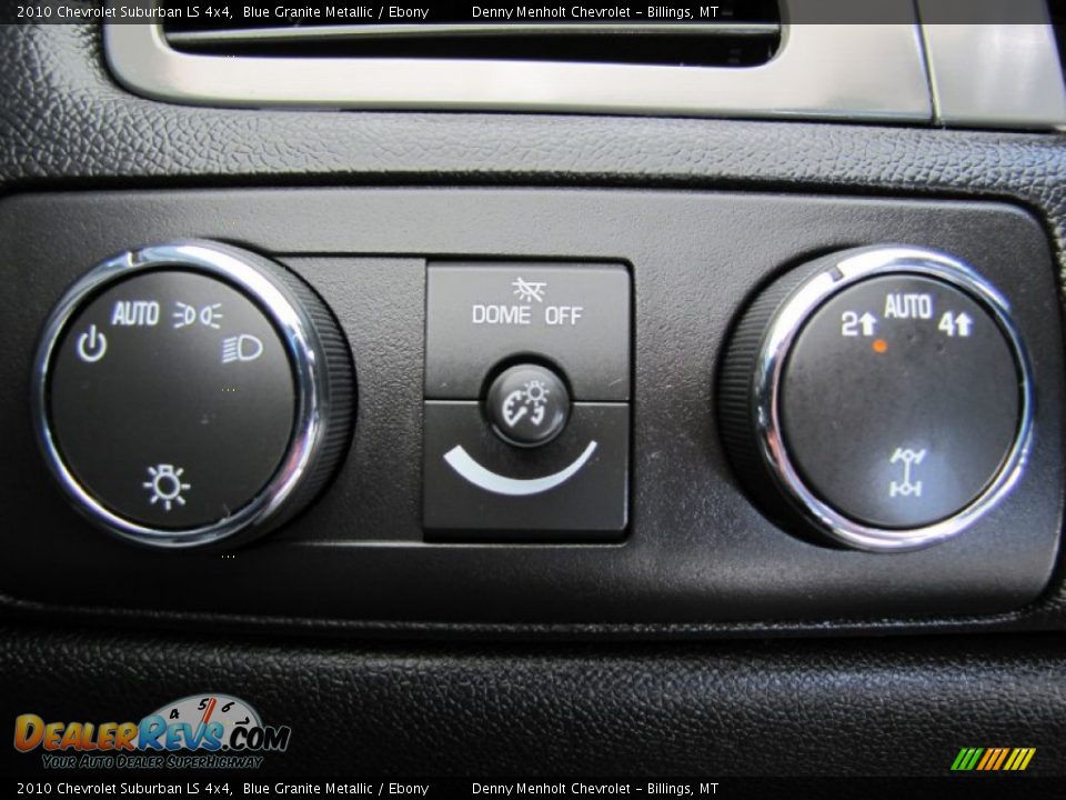 Controls of 2010 Chevrolet Suburban LS 4x4 Photo #10