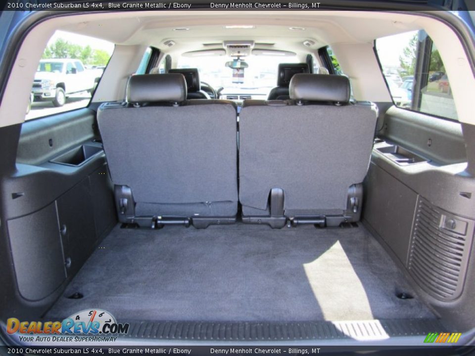 2010 Chevrolet Suburban LS 4x4 Trunk Photo #31