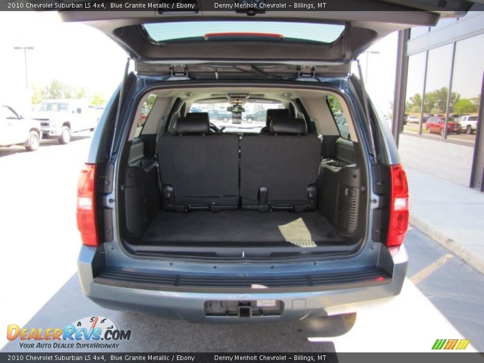 2010 Chevrolet Suburban LS 4x4 Trunk Photo #32