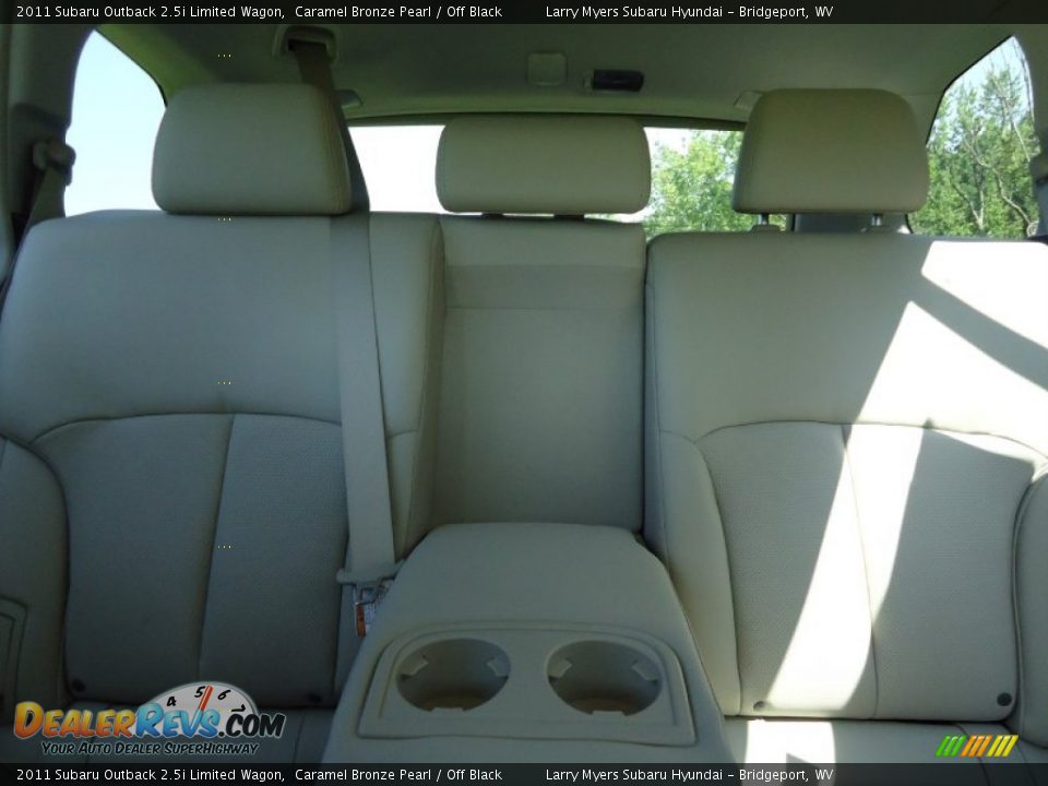 2011 Subaru Outback 2.5i Limited Wagon Caramel Bronze Pearl / Off Black Photo #21