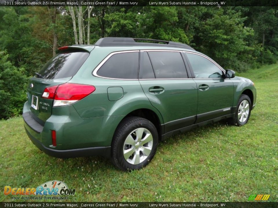 2011 Subaru Outback 2.5i Premium Wagon Cypress Green Pearl / Warm Ivory Photo #3