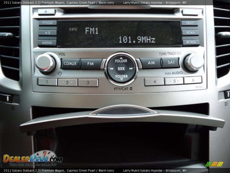 Controls of 2011 Subaru Outback 2.5i Premium Wagon Photo #15