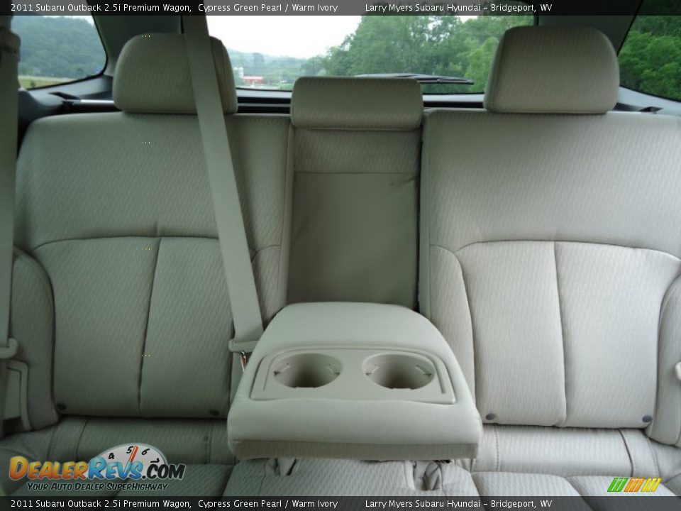 Warm Ivory Interior - 2011 Subaru Outback 2.5i Premium Wagon Photo #17