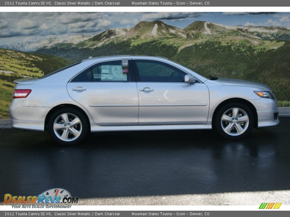 2011 toyota camry se v6 silver #3