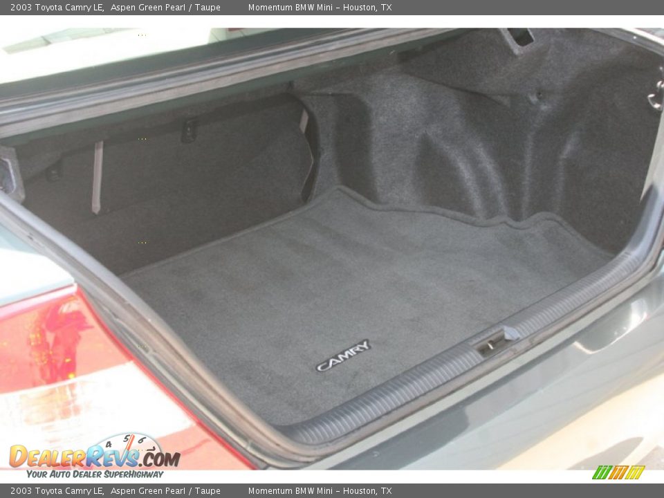 2003 Toyota Camry LE Trunk Photo #26