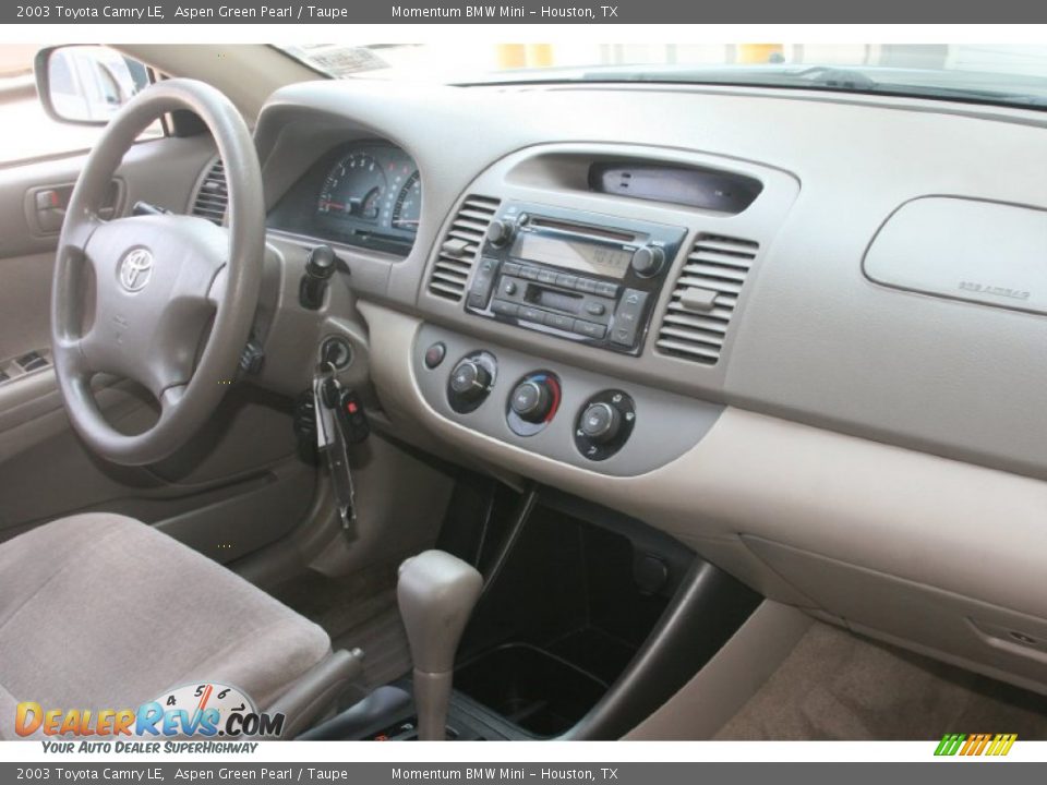 Dashboard of 2003 Toyota Camry LE Photo #30