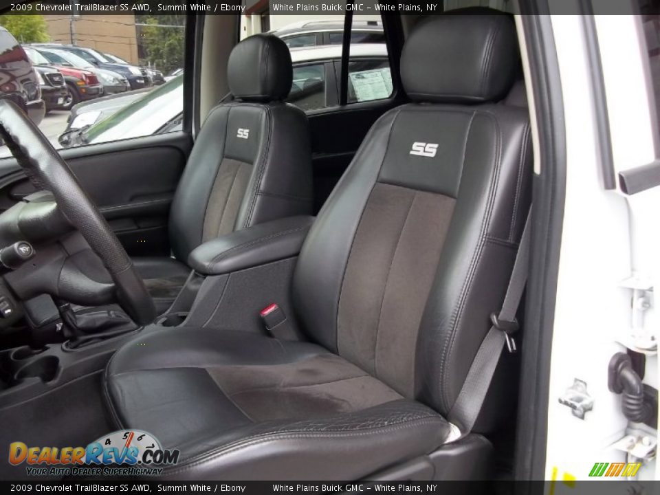 Ebony Interior - 2009 Chevrolet TrailBlazer SS AWD Photo #11