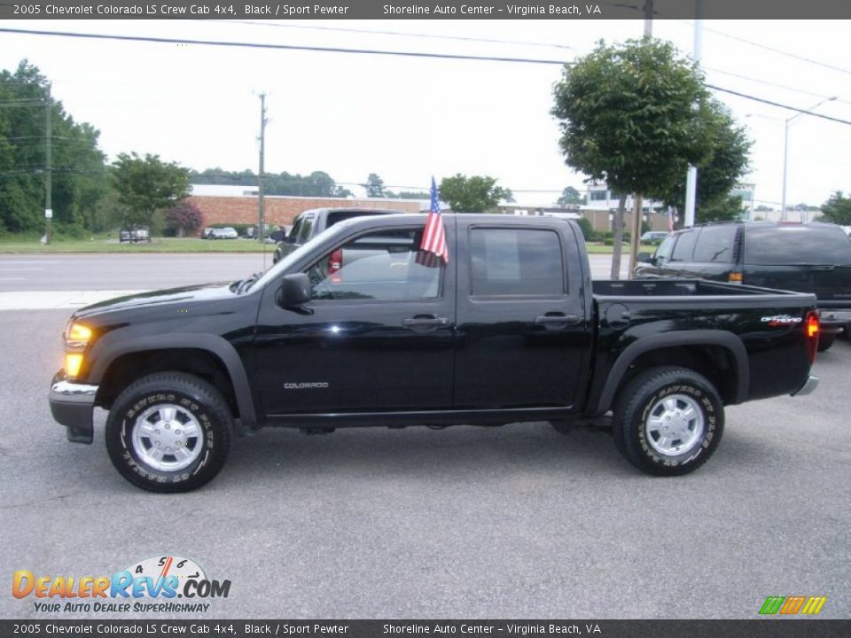 2005 Chevrolet Colorado LS Crew Cab 4x4 Black / Sport Pewter Photo #2