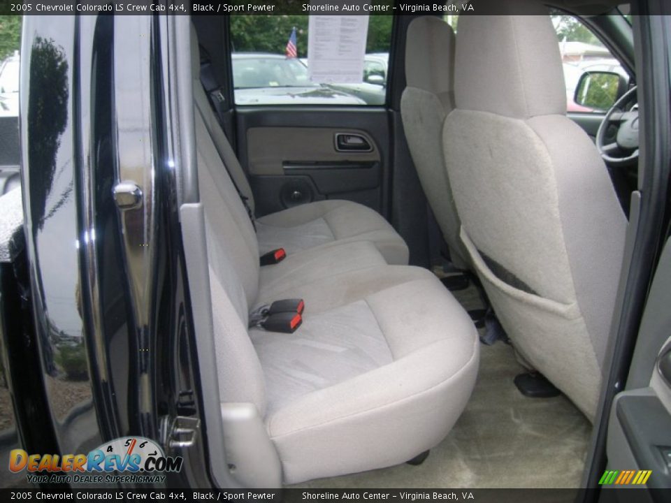 2005 Chevrolet Colorado LS Crew Cab 4x4 Black / Sport Pewter Photo #13
