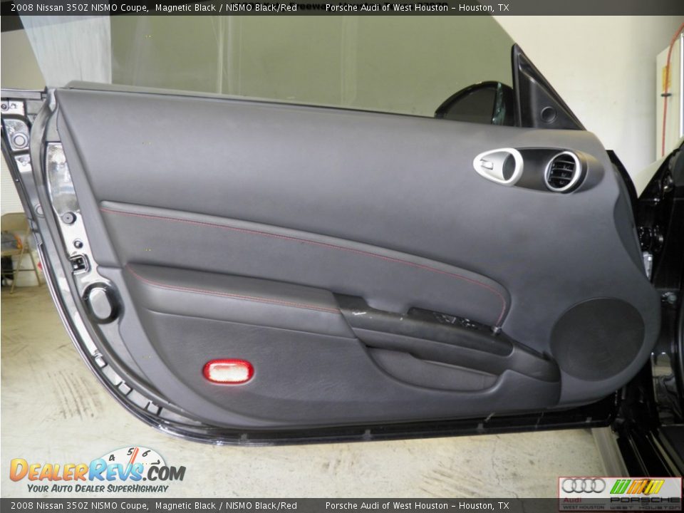 Door Panel of 2008 Nissan 350Z NISMO Coupe Photo #26
