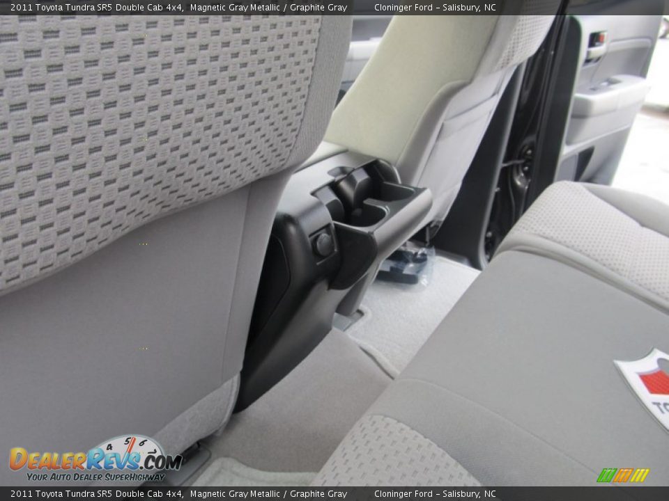 2011 Toyota Tundra SR5 Double Cab 4x4 Magnetic Gray Metallic / Graphite Gray Photo #19
