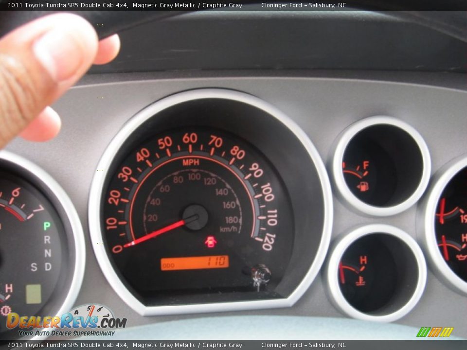 2011 Toyota Tundra SR5 Double Cab 4x4 Magnetic Gray Metallic / Graphite Gray Photo #25