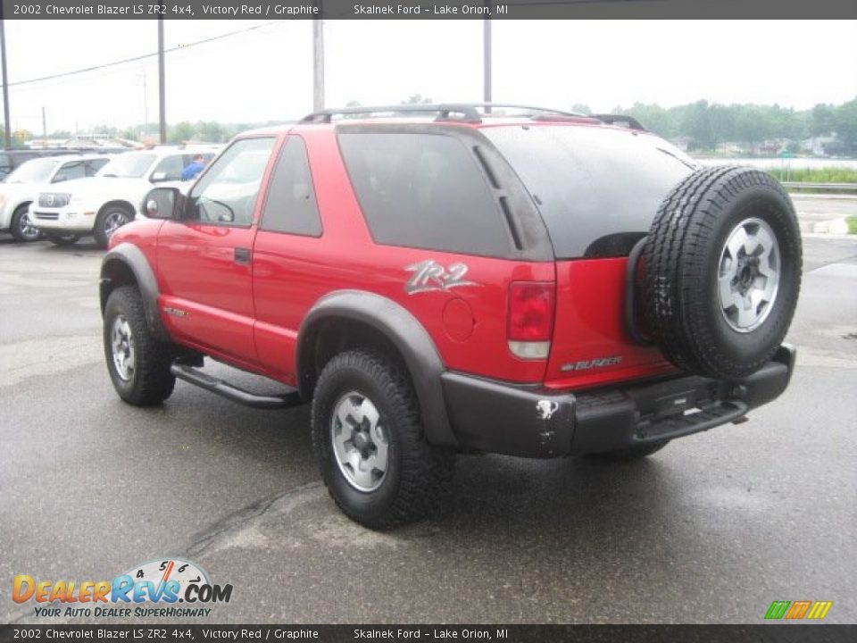 2002 Chevrolet Blazer LS ZR2 4x4 Victory Red / Graphite Photo #9