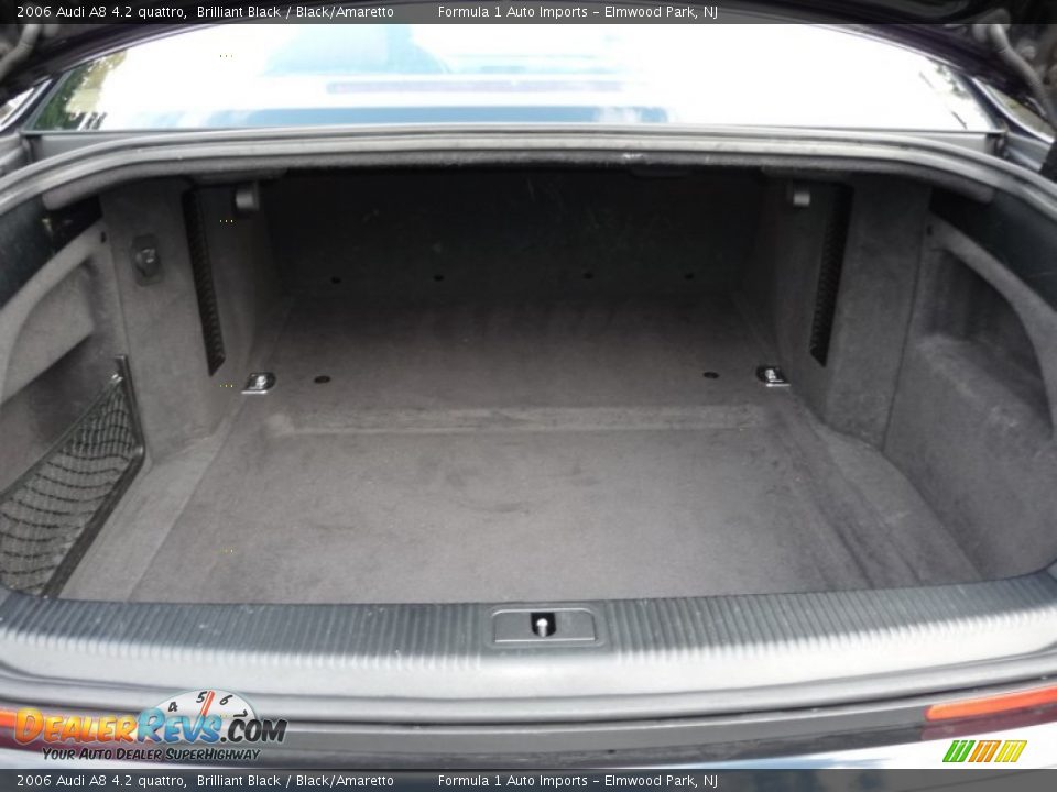 2006 Audi A8 4.2 quattro Trunk Photo #11