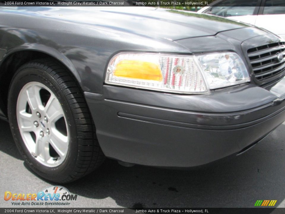 2004 Ford Crown Victoria LX Midnight Grey Metallic / Dark Charcoal Photo #2