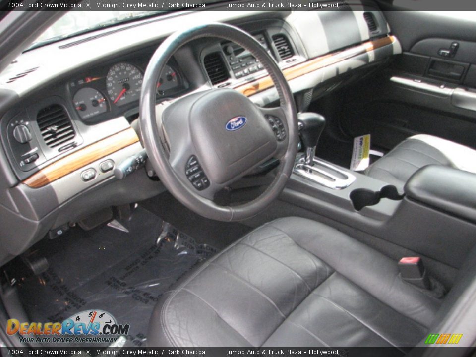 Dark Charcoal Interior - 2004 Ford Crown Victoria LX Photo #16