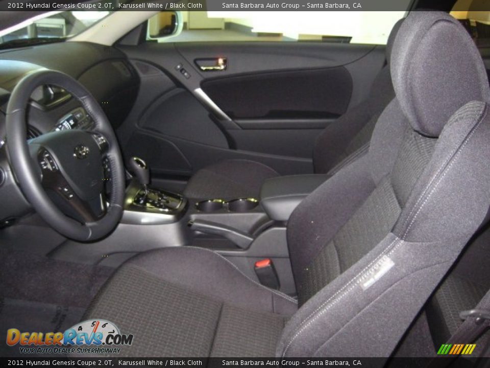 2012 Hyundai Genesis Coupe 2.0T Karussell White / Black Cloth Photo #4