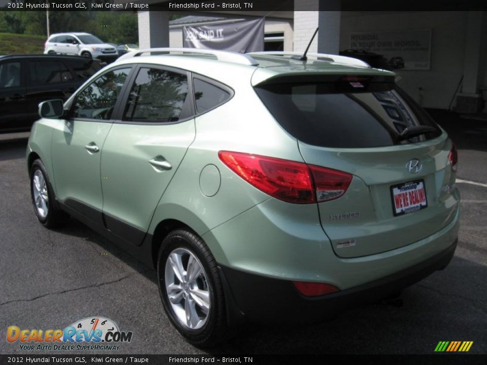 2012 Hyundai Tucson GLS Kiwi Green / Taupe Photo #8