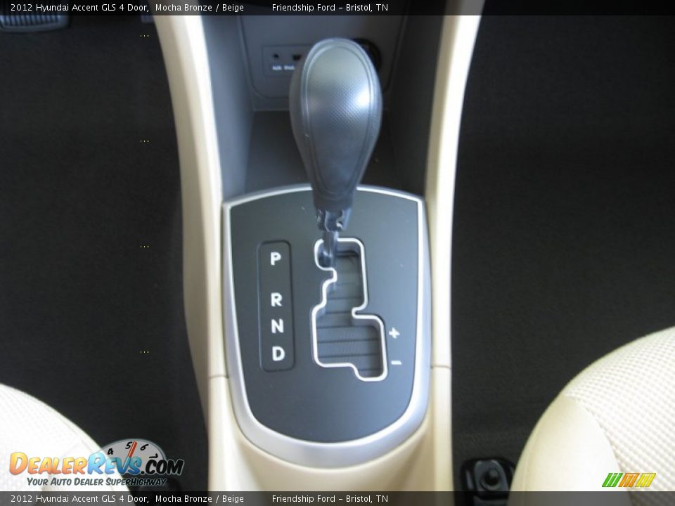 2012 Hyundai Accent GLS 4 Door Shifter Photo #26
