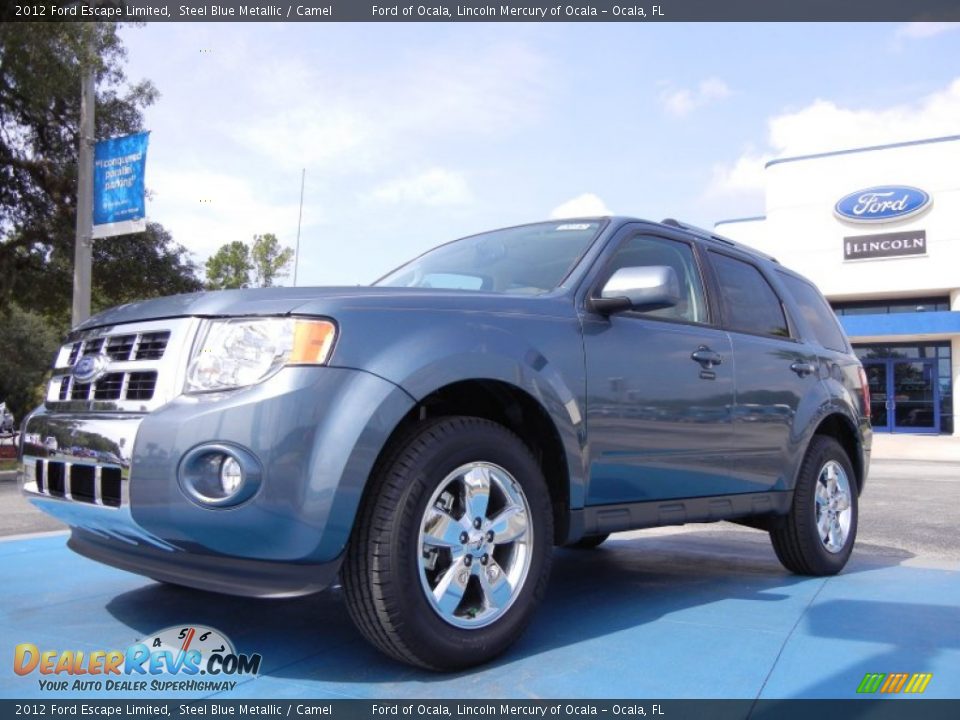Front 3/4 View of 2012 Ford Escape Limited Photo #1