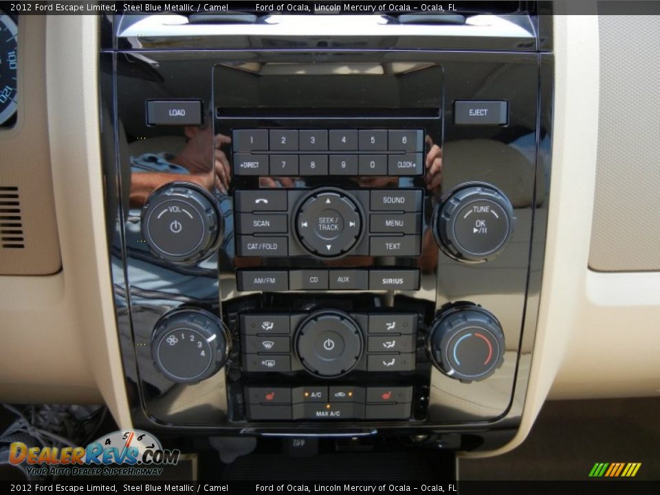 Controls of 2012 Ford Escape Limited Photo #10