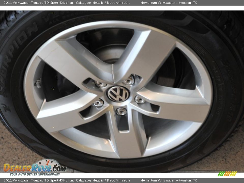 2011 Volkswagen Touareg TDI Sport 4XMotion Wheel Photo #5